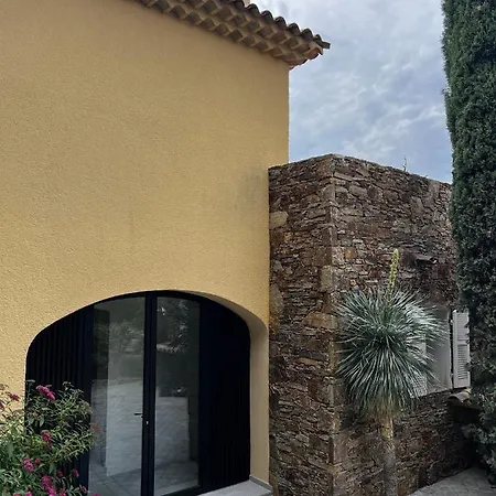 Βίλα Familiale Avec Vue Imprenable Saint-Raphaël